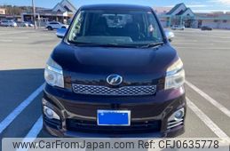 toyota voxy 2013 -TOYOTA--Voxy DBA-ZRR70W--ZRR70-0552469---TOYOTA--Voxy DBA-ZRR70W--ZRR70-0552469-