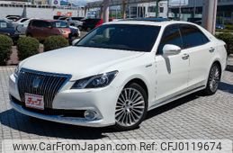 toyota crown-majesta 2015 -TOYOTA--Crown Majesta DAA-GWS214--GWS214-6008670---TOYOTA--Crown Majesta DAA-GWS214--GWS214-6008670-