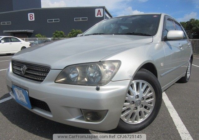 toyota altezza 2004 REALMOTOR_Y2021070194HD-12 image 1