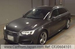 audi a4 2018 -AUDI 【山口 301ﾈ7760】--Audi A4 DBA-8WCVK--WAUZZZF43JA097084---AUDI 【山口 301ﾈ7760】--Audi A4 DBA-8WCVK--WAUZZZF43JA097084-