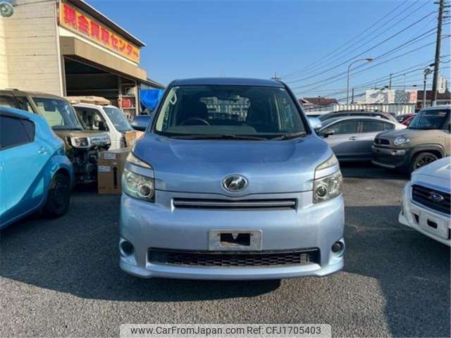 toyota voxy 2009 CFJ1705403 image 2
