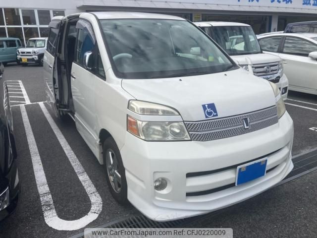 toyota voxy 2005 -TOYOTA--Voxy DBA-AZR60G--AZR60-0468694---TOYOTA--Voxy DBA-AZR60G--AZR60-0468694- image 1