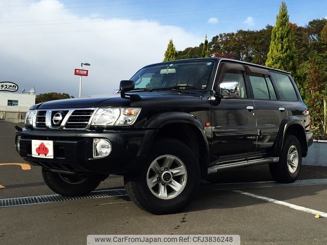 Used NISSAN SAFARI 2002/Dec CFJ3836248 in good condition for sale