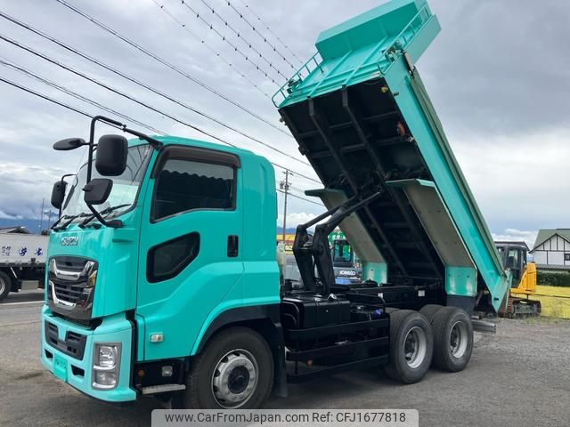 isuzu giga 2016 CFJ1677818 image 2
