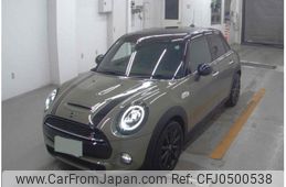 mini mini-others 2019 quick_quick_DBA-XU20M_WMWXU92070TN55527