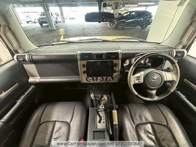toyota fj-cruiser 2016 quick_quick_CBA-GSJ15W_GSJ15-0133259 image 2