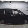 toyota voxy 2011 CFJ1659016 image 8