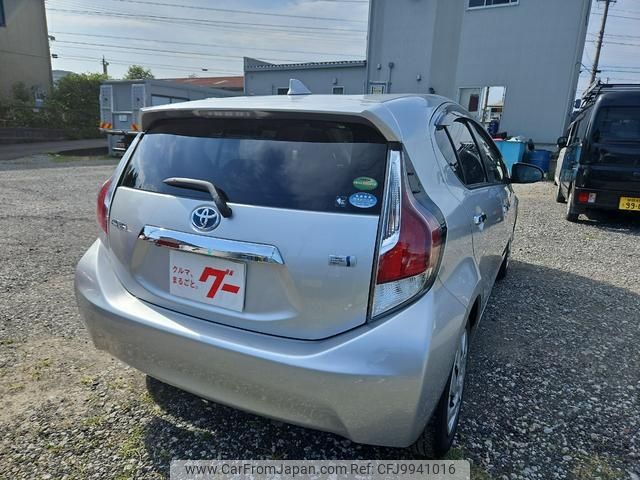 toyota aqua 2017 -TOYOTA--AQUA NHP10--6606602---TOYOTA--AQUA NHP10--6606602- image 2