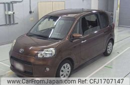 toyota porte 2012 CFJ1707147