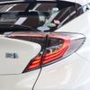 toyota c-hr 2018 quick_quick_DAA-ZYX10_ZYX10-2110418 image 9