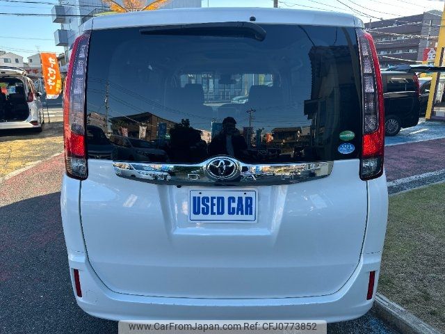 toyota noah 2017 -TOYOTA 【市川 500ｽ2114】--Noah ZRR80G--0332311---TOYOTA 【市川 500ｽ2114】--Noah ZRR80G--0332311- image 2