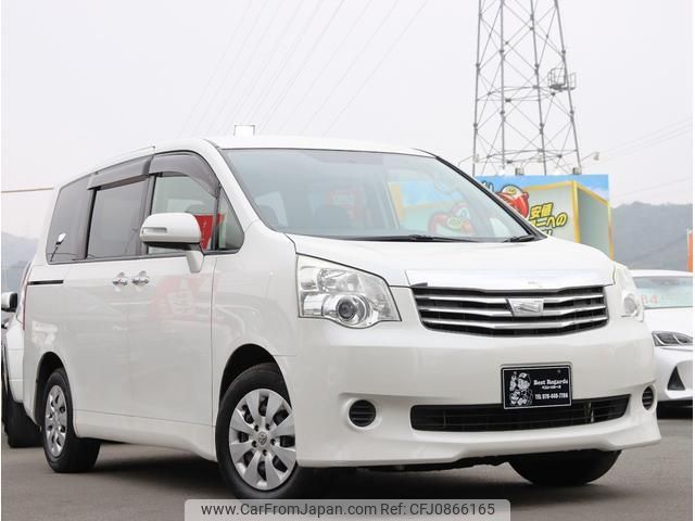 toyota noah 2013 quick_quick_ZRR70G_ZRR70-0564879 image 1