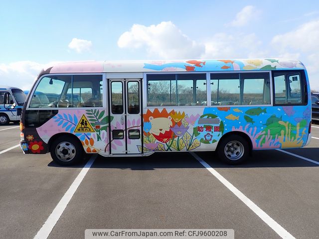 toyota coaster 2000 24920612 image 2