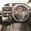 toyota voxy 2018 CFJ1506271 image 15