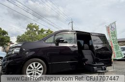 toyota voxy 2012 CFJ1707447