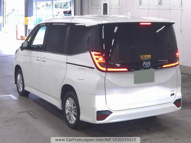 toyota noah 2022 quick_quick_6AA-ZWR95W_ZWR95-0010113 image 2