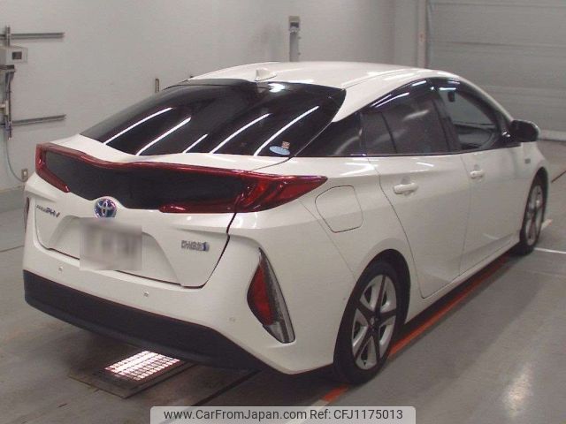 toyota prius-phv 2018 -TOYOTA--Prius PHV ZVW52-3099933---TOYOTA--Prius PHV ZVW52-3099933- image 2