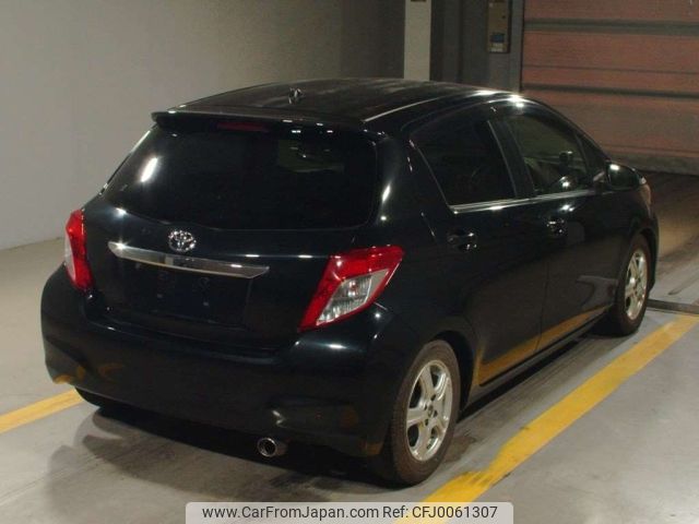 toyota vitz 2013 -TOYOTA--Vitz KSP130-2074403---TOYOTA--Vitz KSP130-2074403- image 2