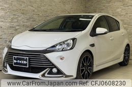 toyota aqua 2014 quick_quick_NHP10_NHP10-2294452