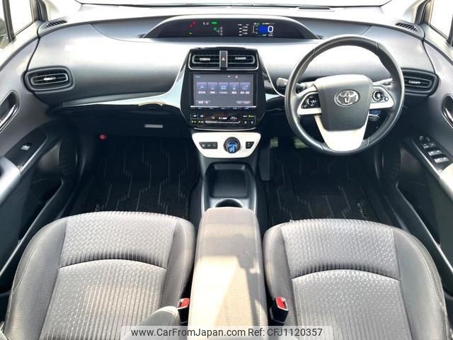 toyota prius 2017 quick_quick_ZVW50_ZVW50-8065245 image 2
