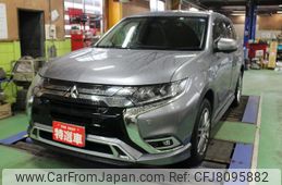 mitsubishi outlander-phev 2019 -MITSUBISHI 【名変中 】--Outlander PHEV GG3W--0604283---MITSUBISHI 【名変中 】--Outlander PHEV GG3W--0604283-