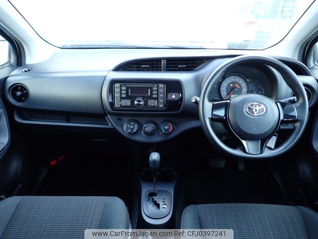 toyota vitz 2017 -TOYOTA--Vitz DBA-NSP135--NSP135-2074455---TOYOTA--Vitz DBA-NSP135--NSP135-2074455- image 2