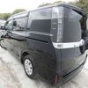 toyota voxy 2014 CFJ1663528 image 3