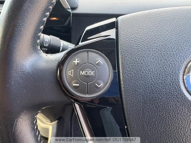 toyota aqua 2017 CFJ1798967 image 2
