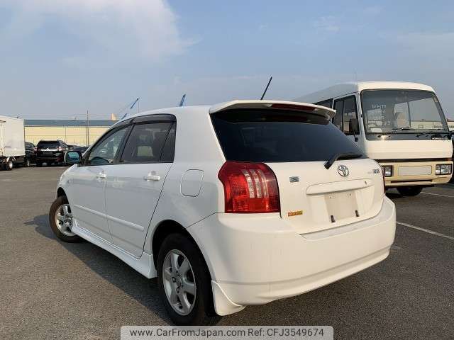 Toyota corolla runx 2002