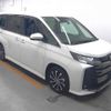 toyota noah 2023 quick_quick_6AA-ZWR90W_0103140 image 5