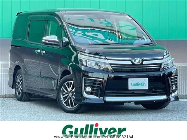 toyota voxy 2017 -TOYOTA--Voxy DBA-ZRR80W--ZRR80-0331712---TOYOTA--Voxy DBA-ZRR80W--ZRR80-0331712- image 1