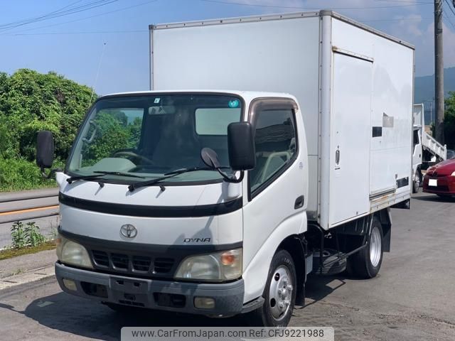 toyota dyna-truck 2002 GOO_NET_EXCHANGE_0803822A30231121W007 image 1
