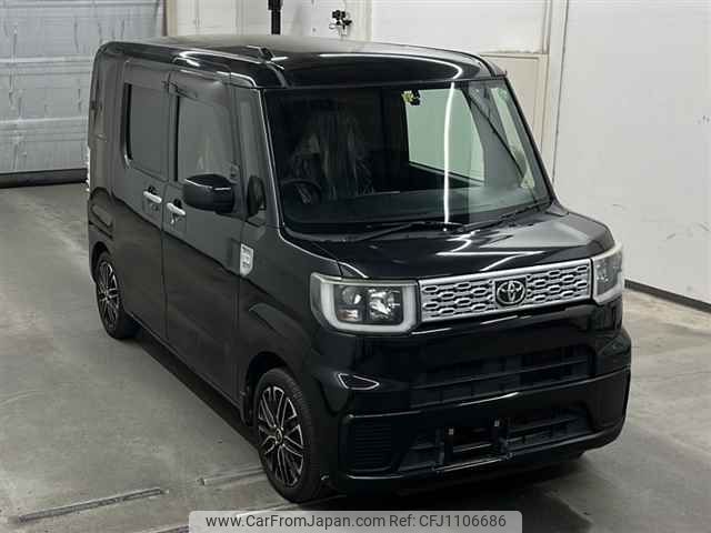 toyota pixis-mega 2016 -TOYOTA--Pixis Mega LA700A-0002679---TOYOTA--Pixis Mega LA700A-0002679- image 1