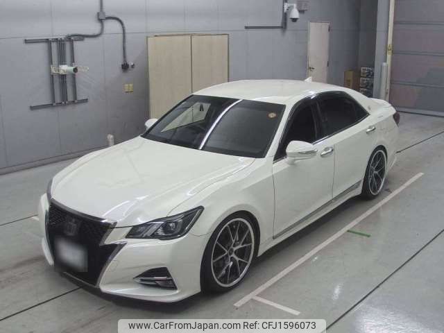 toyota crown 2016 CFJ1596073 image 1