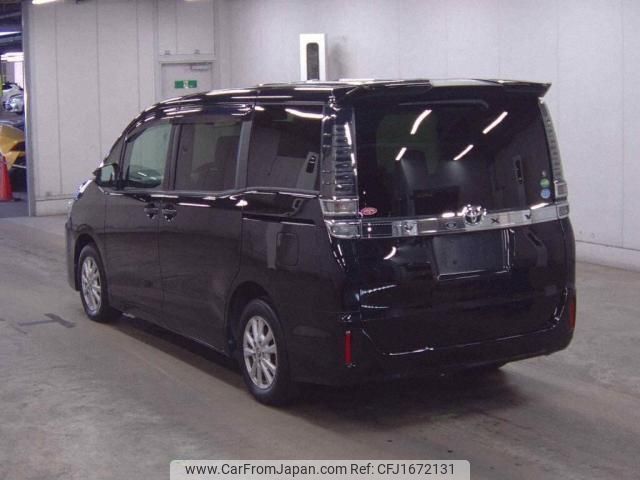 toyota voxy 2018 CFJ1672131 image 2