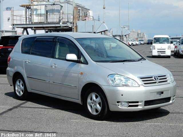 toyota ipsum 2002 28438 image 1