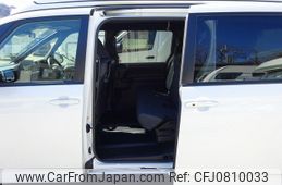 toyota noah 2022 GOO_JP_700050416230250228001