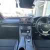 lexus is 2017 CFJ1623532 image 2