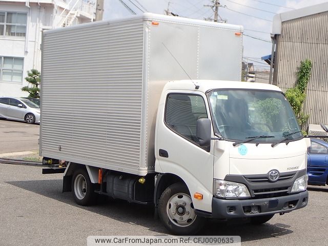 toyota toyoace 2017 24350104 image 1