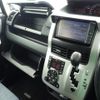 toyota voxy 2011 CFJ1812144 image 6