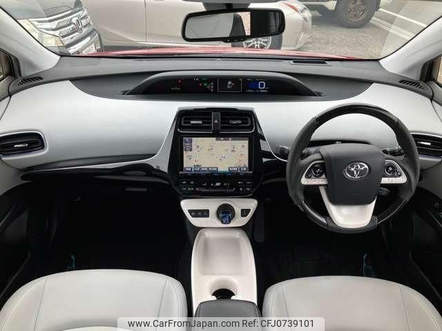 toyota prius 2016 quick_quick_DAA-ZVW55_ZVW55-8027103 image 2