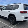 toyota land-cruiser 2023 CFJ1563420 image 2