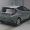 toyota aqua 2022 -TOYOTA--AQUA 6AA-MXPK11--MXPK11-2051310---TOYOTA--AQUA 6AA-MXPK11--MXPK11-2051310- image 2