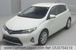 toyota auris 2014 -TOYOTA--Auris DBA-ZRE186H--ZRE186-6005833---TOYOTA--Auris DBA-ZRE186H--ZRE186-6005833-