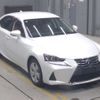 lexus is 2019 CFJ1715234 image 6