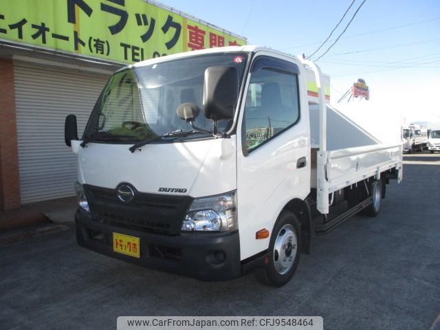 hino dutro 2016 -HINO--Hino Dutoro XZC710M--0002599---HINO--Hino Dutoro XZC710M--0002599- image 1