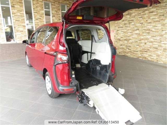 toyota sienta 2019 CFJ0613450 image 1