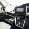 nissan serena 2017 CFJ1663554 image 12