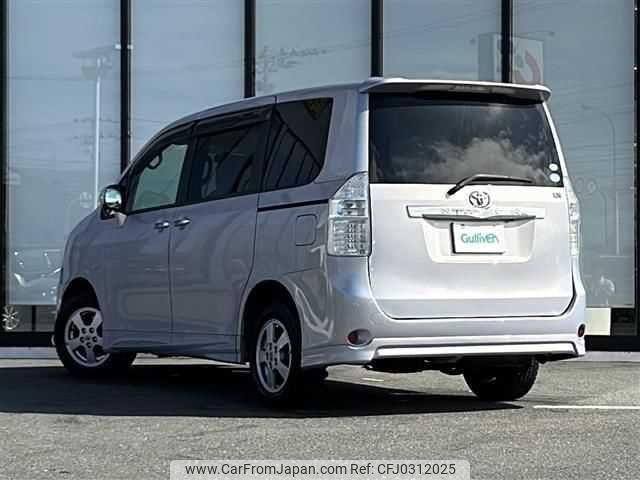 toyota noah 2010 TE2401 image 1