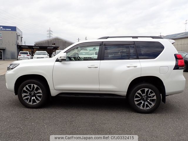 toyota land-cruiser-prado 2021 24121003 image 2